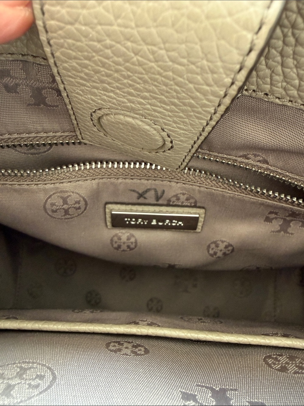 Tory Burch Thea Web Pebbled Leather Bag - Picture 5 of 6